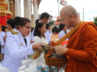 ร่วมพิธีบำเพ็ญกุศลและทำบุญตักบาตร ในวาระครบ 100 วัน ... พารามิเตอร์รูปภาพ 7