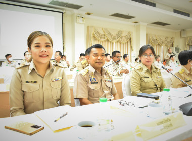 ประชุมหัวหน้าส่วนราชการประจำจังหวัดสุราษฎร์ธานี ... พารามิเตอร์รูปภาพ 15