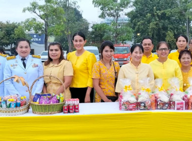 พิธีวางพานพุ่มดอกไม้ถวายบังคมพระบาทสมเด็จพระบรมชนกาธิเบศร ... พารามิเตอร์รูปภาพ 15