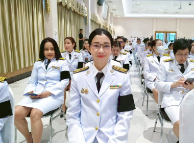 เข้าร่วมรัฐพิธีเนื่องใน ... พารามิเตอร์รูปภาพ 3